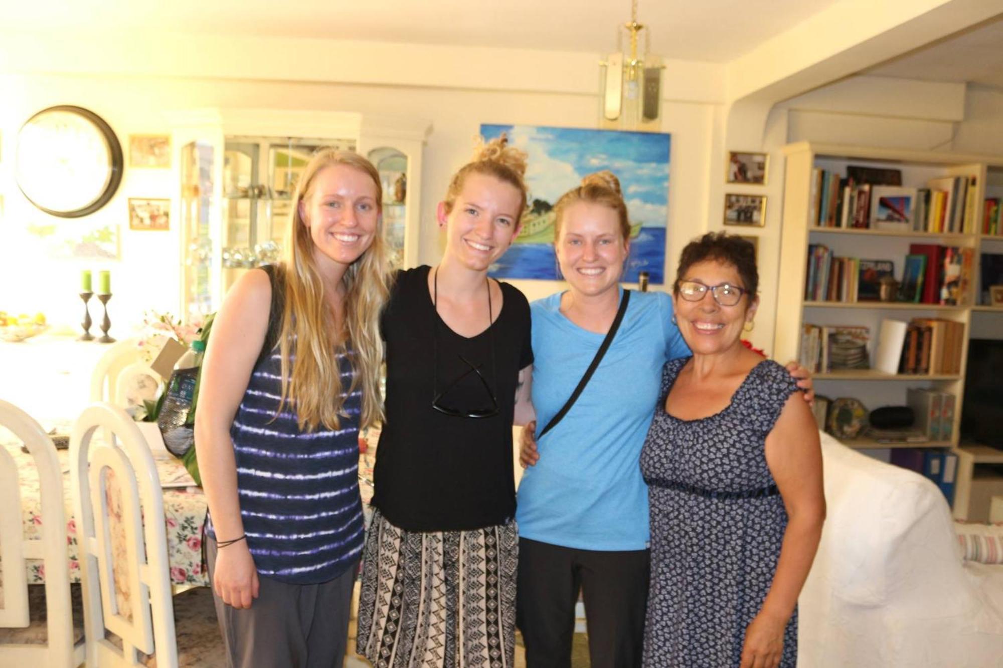 Mama Backpackers Lima