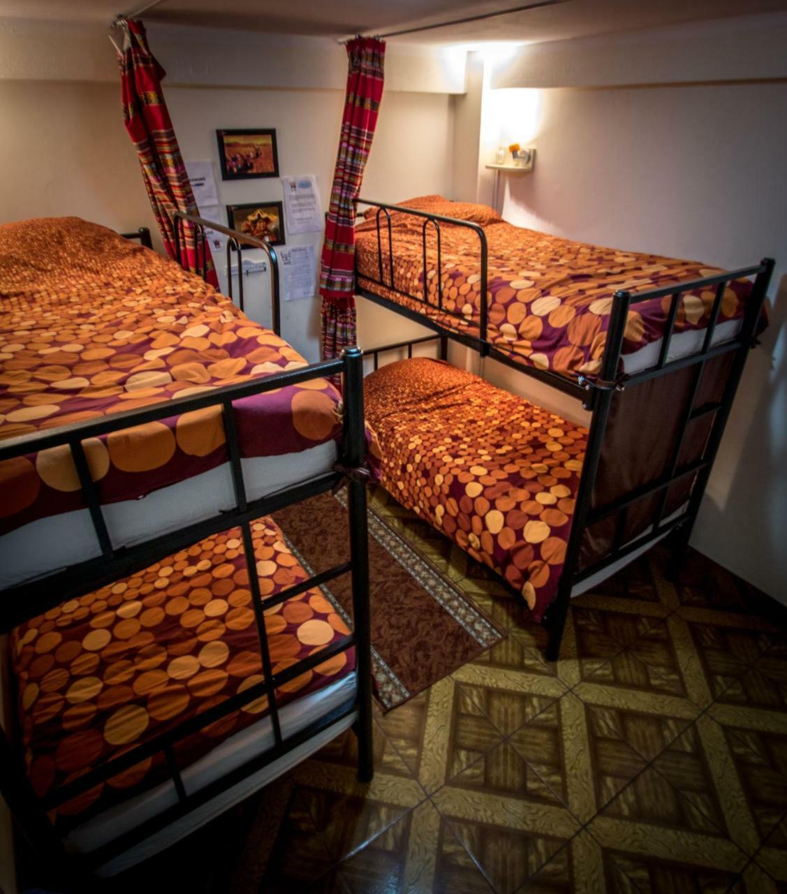 Mama Backpackers * Lima